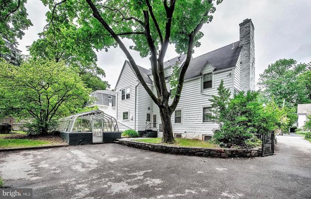 195 MIDFIELD RD, Ardmore, PA 19003
