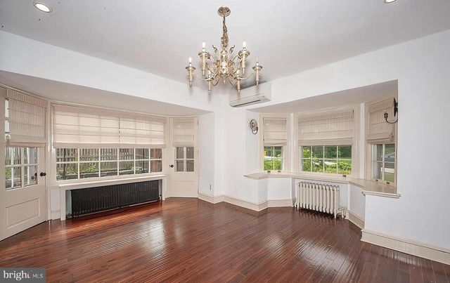 195 MIDFIELD RD, Ardmore, PA 19003