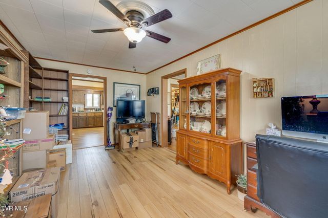 1826 Kenwood Road, Kingsport, TN 37664