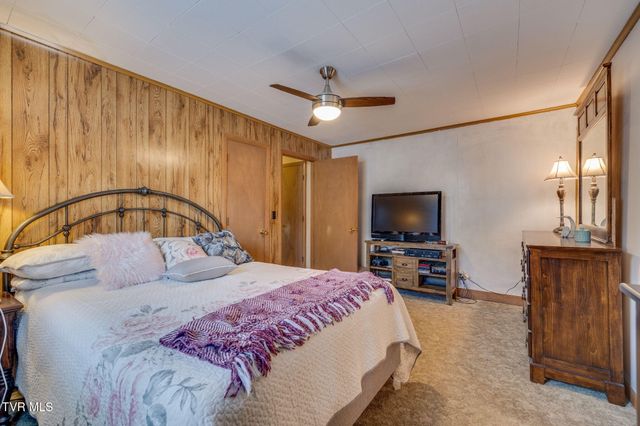 1826 Kenwood Road, Kingsport, TN 37664