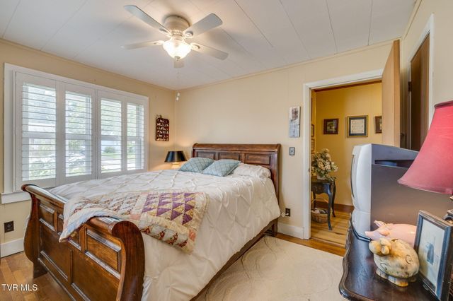 1826 Kenwood Road, Kingsport, TN 37664