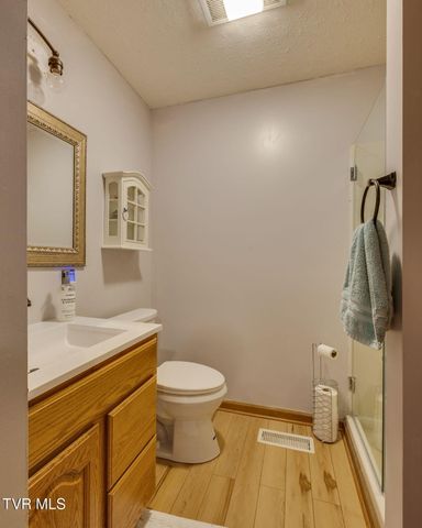 1826 Kenwood Road, Kingsport, TN 37664