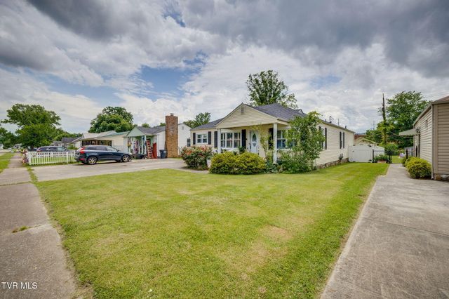 1826 Kenwood Road, Kingsport, TN 37664