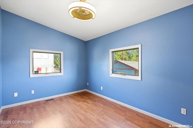 8015 E 3rd Avenue, Anchorage, AK 99504