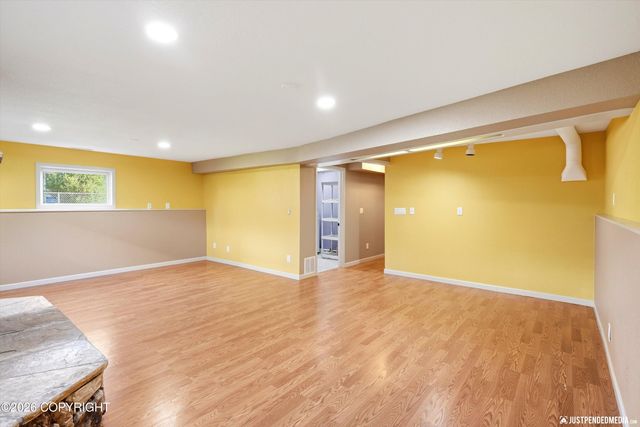 8015 E 3rd Avenue, Anchorage, AK 99504