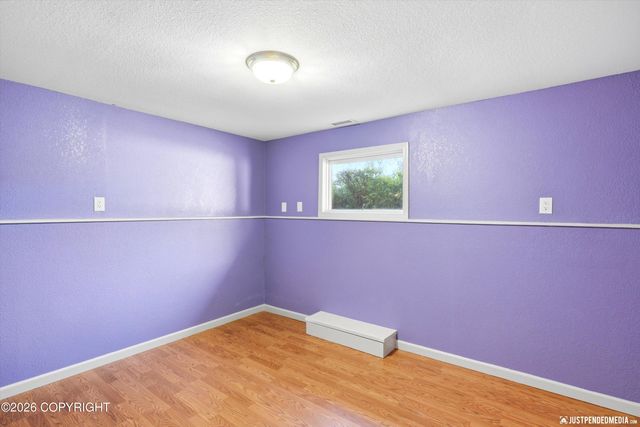 8015 E 3rd Avenue, Anchorage, AK 99504