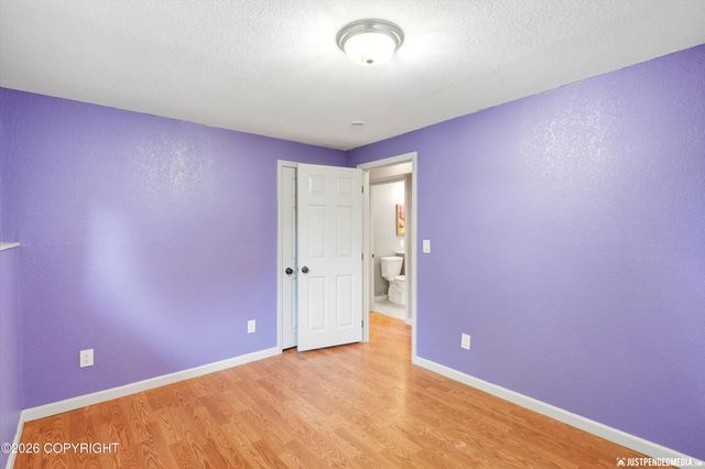 8015 E 3rd Avenue, Anchorage, AK 99504