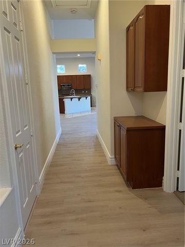 321 Angels Trace Court, Las Vegas, NV 89148