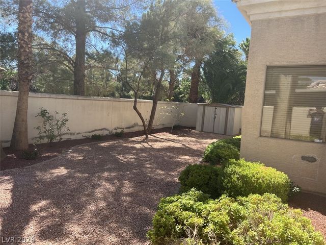 321 Angels Trace Court, Las Vegas, NV 89148