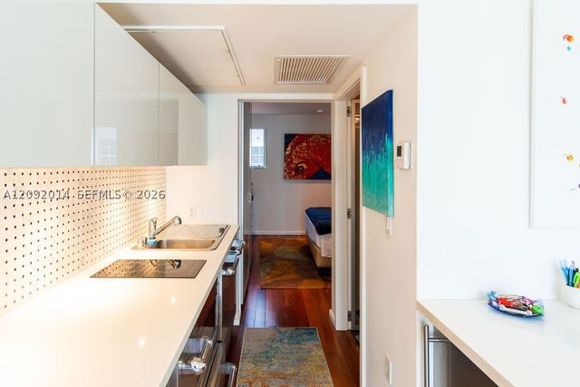 1601 West Ave 209, Miami Beach, FL 33139
