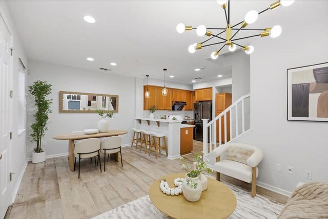 410 San Eduardo Terrace, Sunnyvale, CA 94085