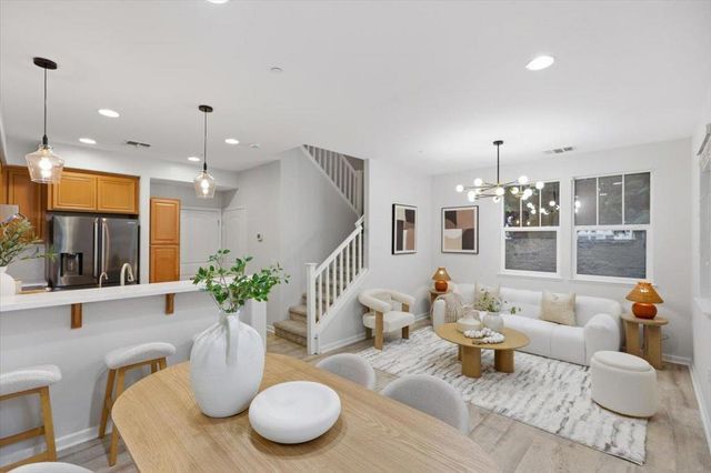 410 San Eduardo Terrace, Sunnyvale, CA 94085