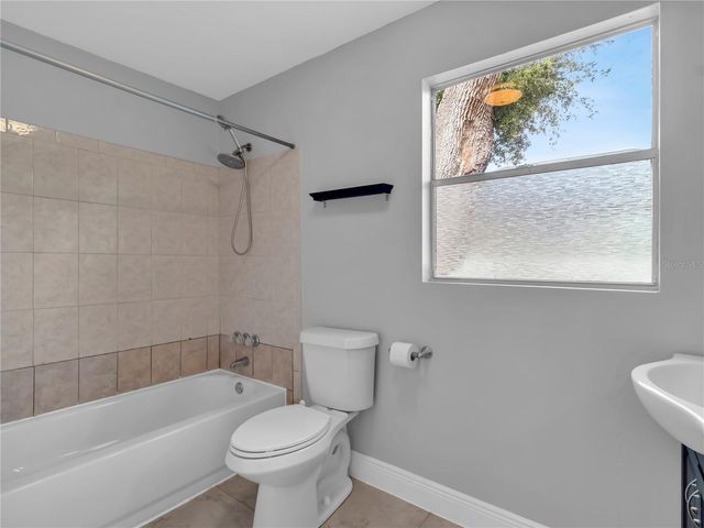6201 THERESA STREET, Tampa, FL 33615