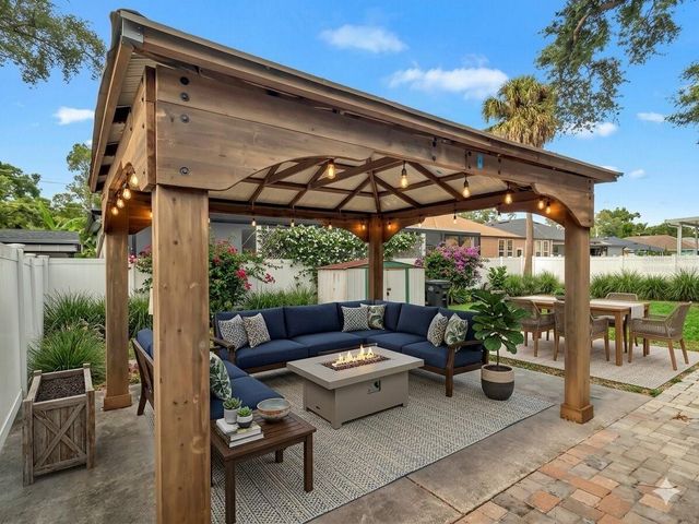 6201 THERESA STREET, Tampa, FL 33615