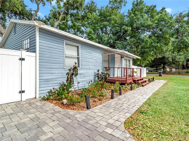6201 THERESA STREET, Tampa, FL 33615