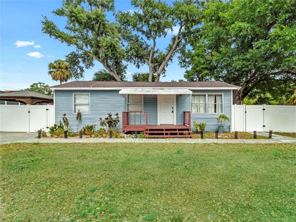 6201 THERESA STREET, Tampa, FL 33615