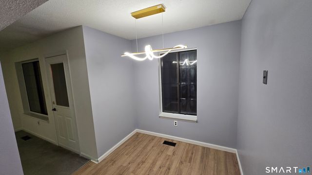 365 Mather Street 198, Hamden, CT 06514