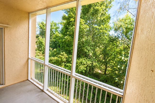 2927 CRESTWOOD Terrace 7201, Margate, FL 33063