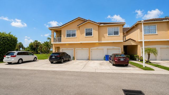 2927 CRESTWOOD Terrace 7201, Margate, FL 33063
