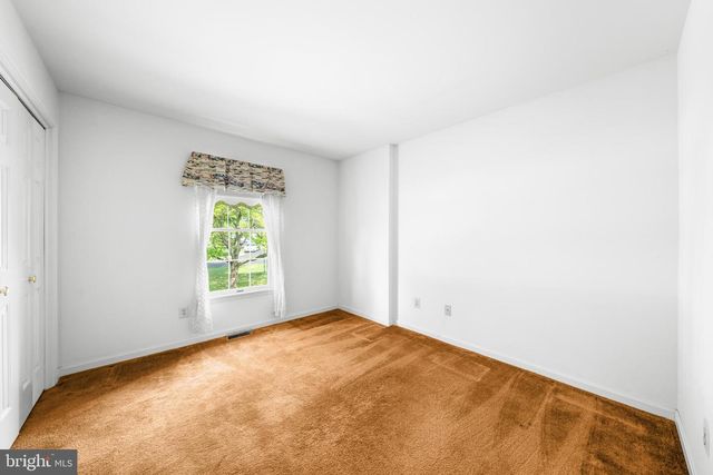 3342 FERN HOLLOW PL, Herndon, VA 20171