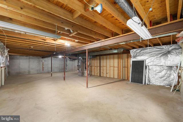 3342 FERN HOLLOW PL, Herndon, VA 20171
