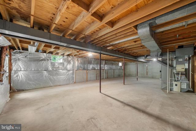 3342 FERN HOLLOW PL, Herndon, VA 20171
