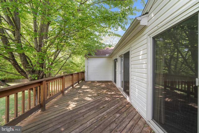3342 FERN HOLLOW PL, Herndon, VA 20171