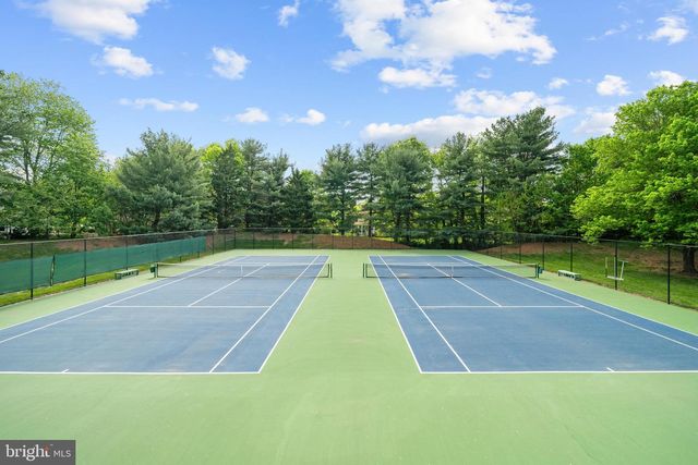 3342 FERN HOLLOW PL, Herndon, VA 20171