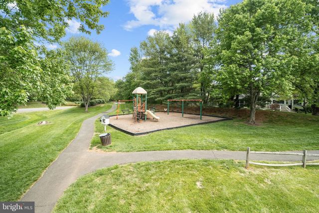 3342 FERN HOLLOW PL, Herndon, VA 20171