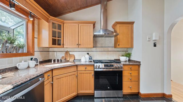 1 Alfred Court, Neptune Township, NJ 07753