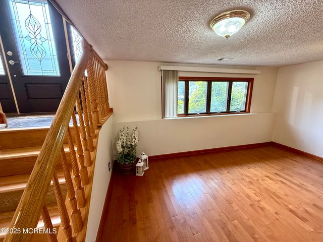 1 Alfred Court, Neptune Township, NJ 07753