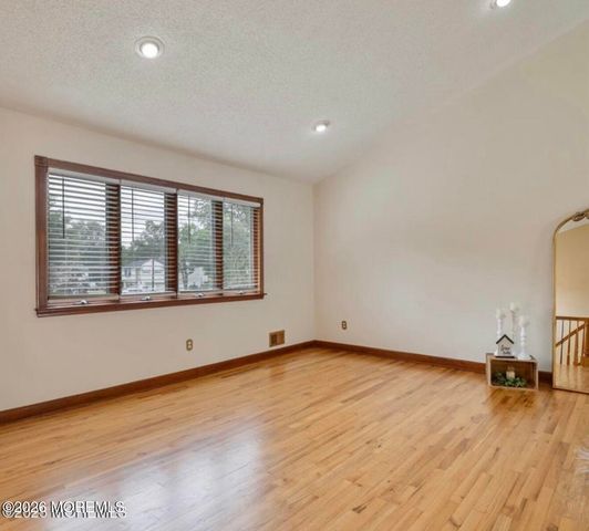 1 Alfred Court, Neptune Township, NJ 07753