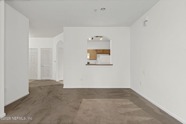 10550 BAYMEADOWS Road 601, Jacksonville, FL 32256