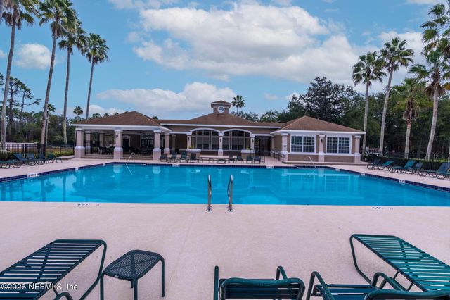 10550 BAYMEADOWS Road 601, Jacksonville, FL 32256