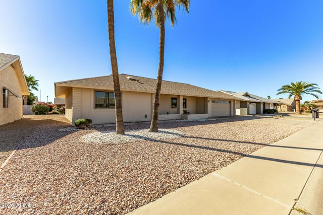 12423 W FOXFIRE Drive, Sun City West, AZ 85375