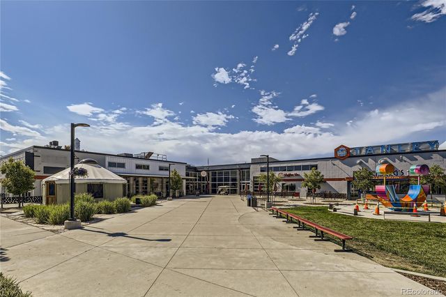 2256 S Haleyville Way, Aurora, CO 80018