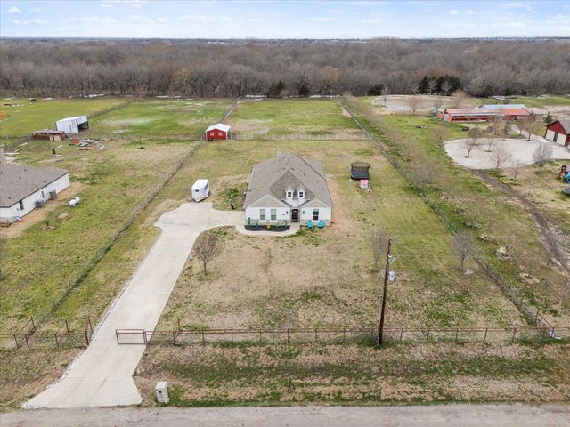 2061 S Sky Meadows Drive, Caddo Mills, TX 75135