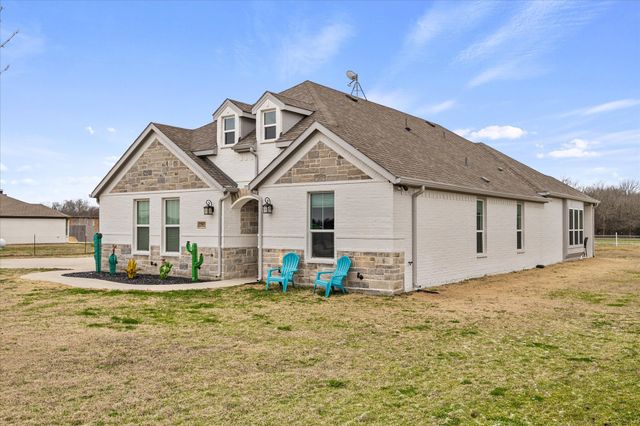 2061 S Sky Meadows Drive, Caddo Mills, TX 75135