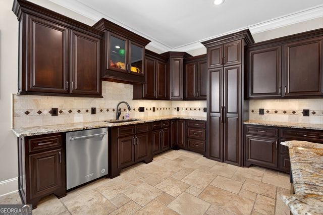 1820 Turnberry Avenue, Suwanee, GA 30024