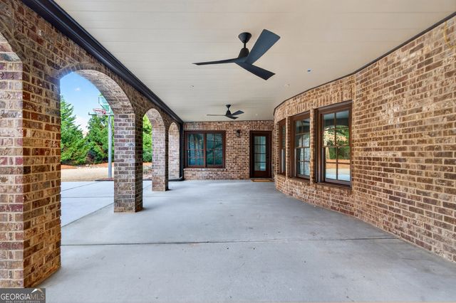 1820 Turnberry Avenue, Suwanee, GA 30024