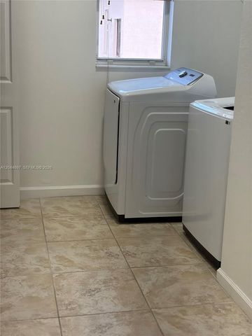 9283 SW 172nd Avenue, Miami, FL 33196