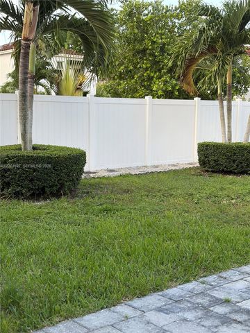 9283 SW 172nd Avenue, Miami, FL 33196