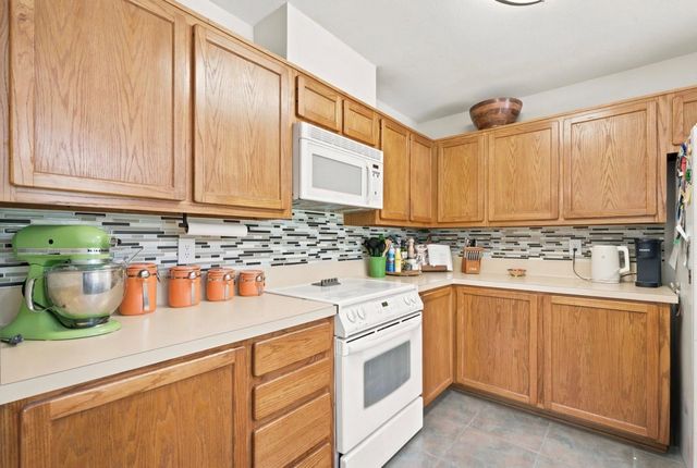 247 Sandpebble Drive, The Woodlands, TX 77381
