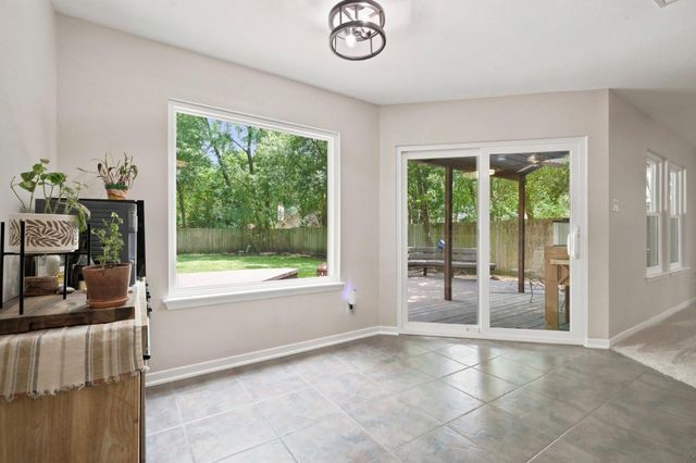 247 Sandpebble Drive, The Woodlands, TX 77381