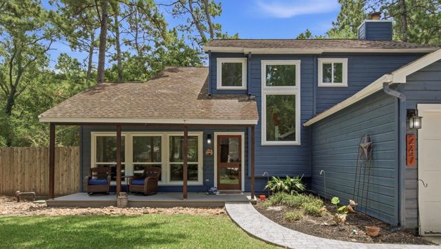 247 Sandpebble Drive, The Woodlands, TX 77381
