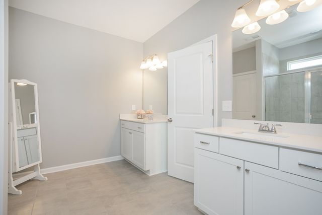 80 Lightwood Dr, Antioch, TN 37013