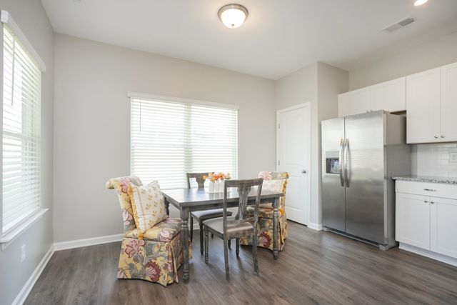 80 Lightwood Dr, Antioch, TN 37013