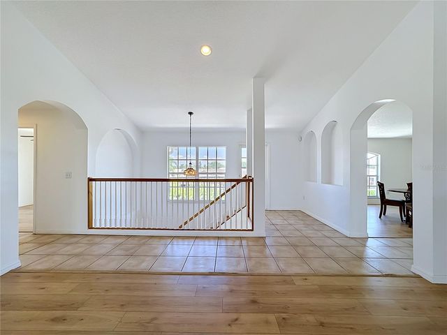 624 KINGSTON COURT, Apollo Beach, FL 33572
