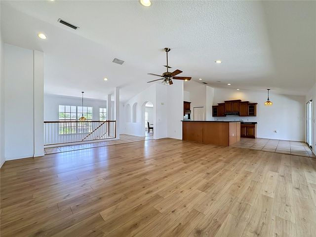 624 KINGSTON COURT, Apollo Beach, FL 33572