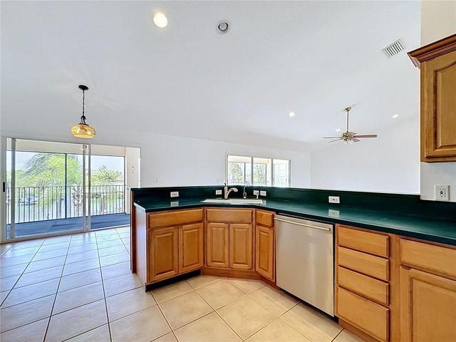 624 KINGSTON COURT, Apollo Beach, FL 33572